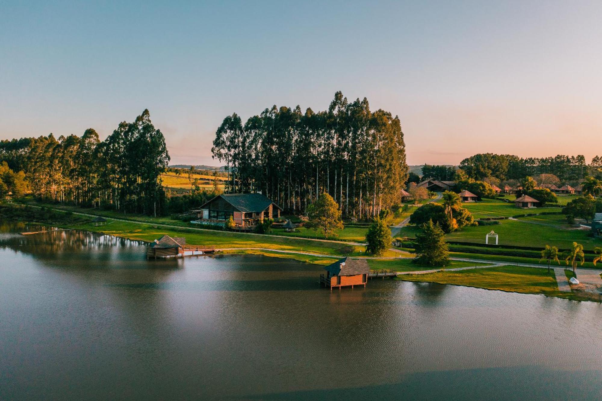 Vira Charme Resort Fernandes Pinheiro Luaran gambar