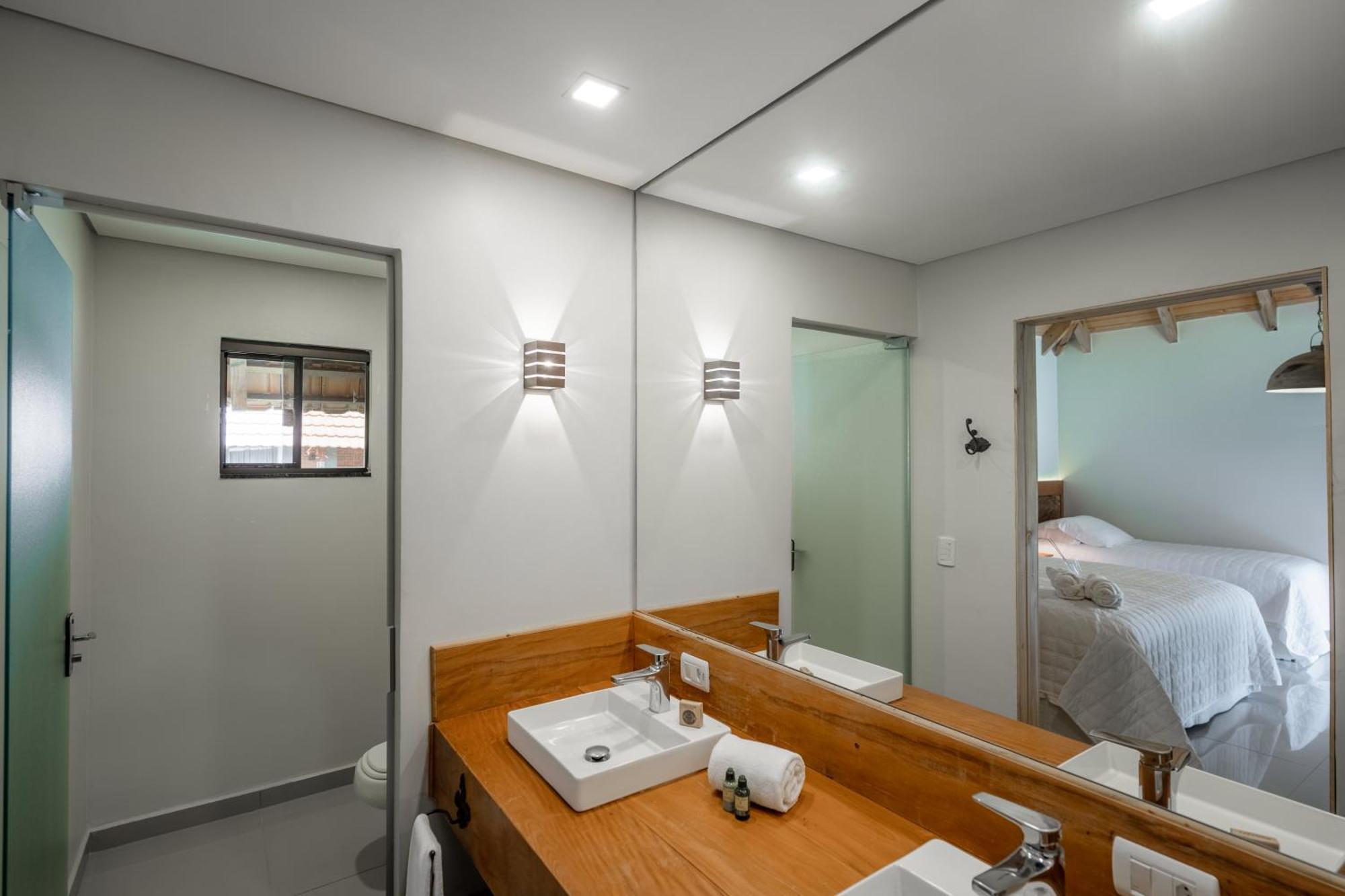 Vira Charme Resort Fernandes Pinheiro Luaran gambar
